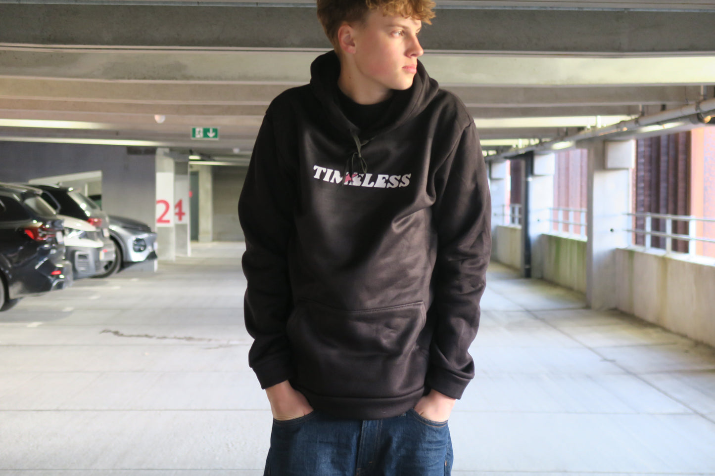 Timeless Hoodie Black
